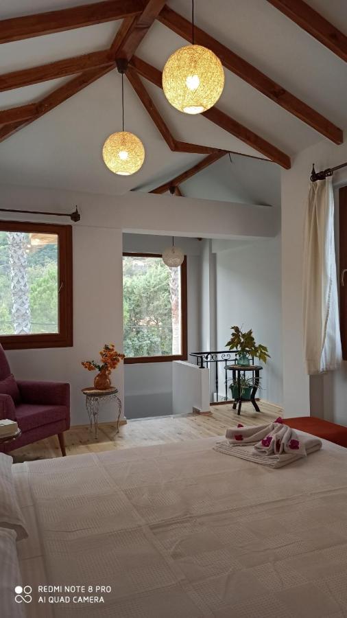 Vilă Merry - Dalyan Stonehouse With Palmtrees, 50m To River Ortaca (Mugla)